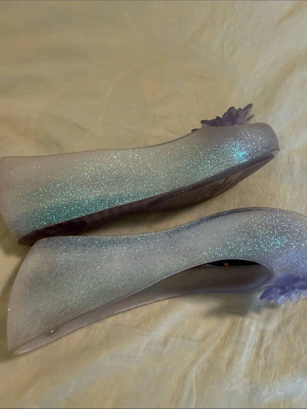 Mini Melissa Girls Frozen Sparkle Jelly Flats in Light Purple size 2